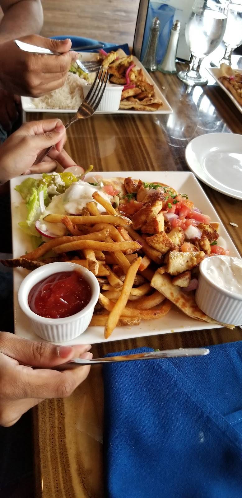 Nicks Taverna | restaurant | 42395 Ryan Rd, Ashburn, VA 20148, USA | 7033277844 OR +1 703-327-7844