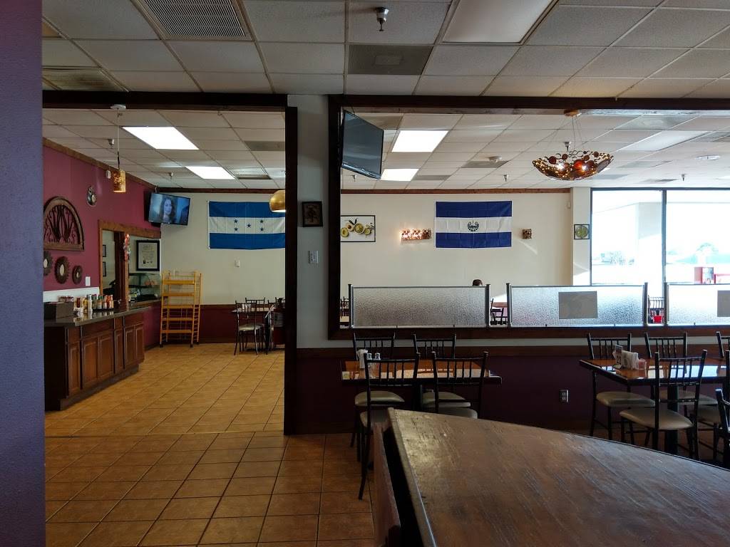 El Pollo Con Tajadas | restaurant | 12792 Veterans Memorial Dr, Houston, TX 77014, USA | 2818365854 OR +1 281-836-5854