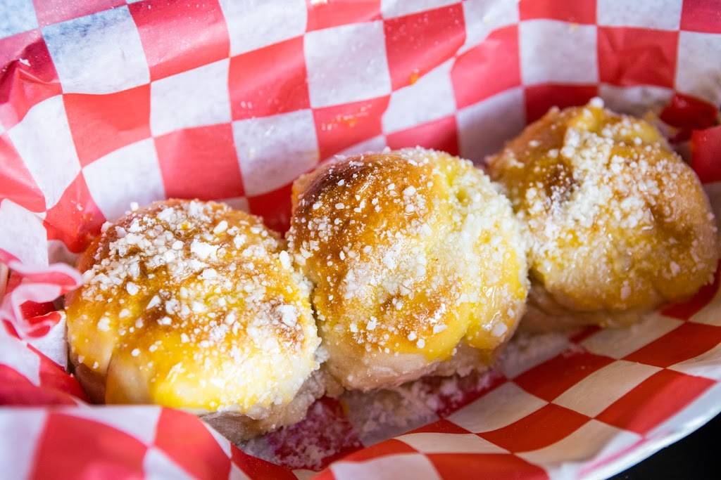 Lombardis Italian Restaurant & Tavern | restaurant | 11130 W Oakland Park Blvd, Sunrise, FL 33351, USA | 9547415071 OR +1 954-741-5071