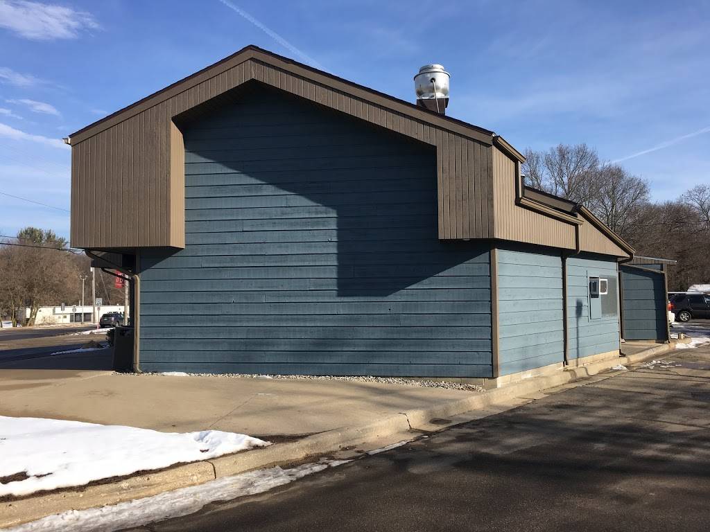 LaRues Family Restaurant | restaurant | 6375 Stadium Dr, Kalamazoo, MI 49009, USA | 2693757113 OR +1 269-375-7113