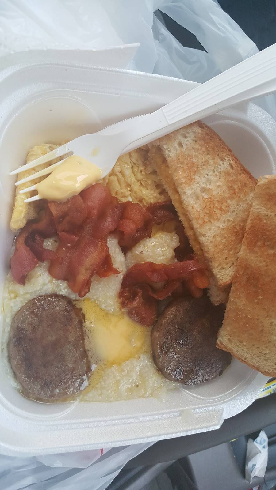 Carlos Sandwich Shop | meal takeaway | 5713 E Columbus Dr, Tampa, FL 33619, USA | 8136218031 OR +1 813-621-8031