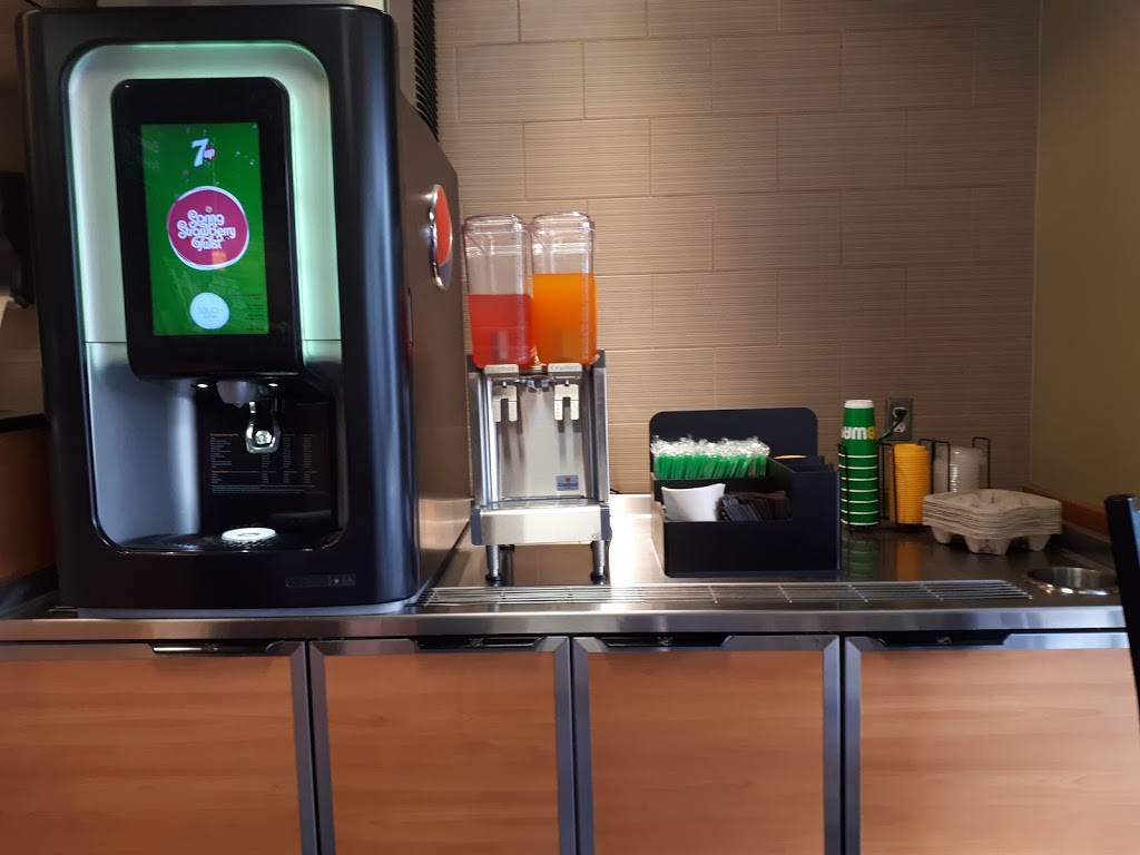 Subway | restaurant | 211 George St, Dunnville, ON N1A 2T5, Canada | 9057019229 OR +1 905-701-9229