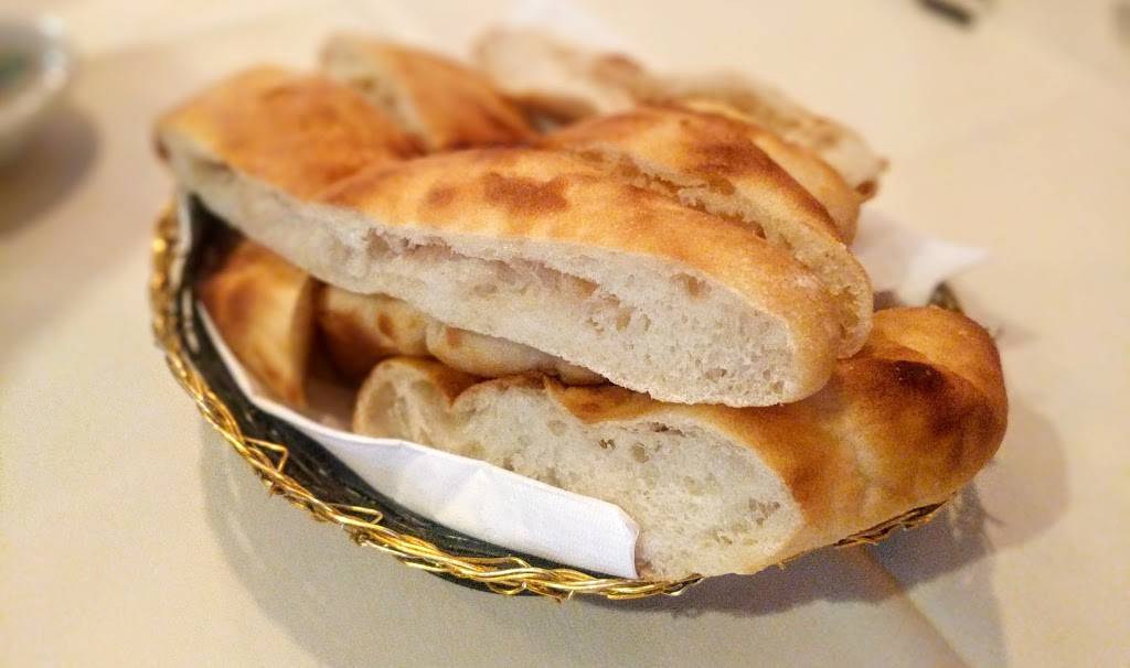 Cakor | restaurant | 632 E 186th St, Bronx, NY 10458, USA | 7187332300 OR +1 718-733-2300