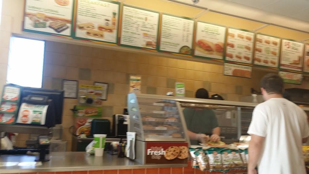 Subway | meal takeaway | 3255 St Rose Parkway Suite 100 Retail 4, Henderson, NV 89052, USA | 7022604132 OR +1 702-260-4132