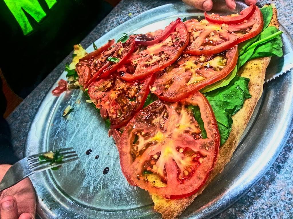 Catanias Pizza | restaurant | 2260 Central Park Ave, Yonkers, NY 10710, USA | 9147795105 OR +1 914-779-5105