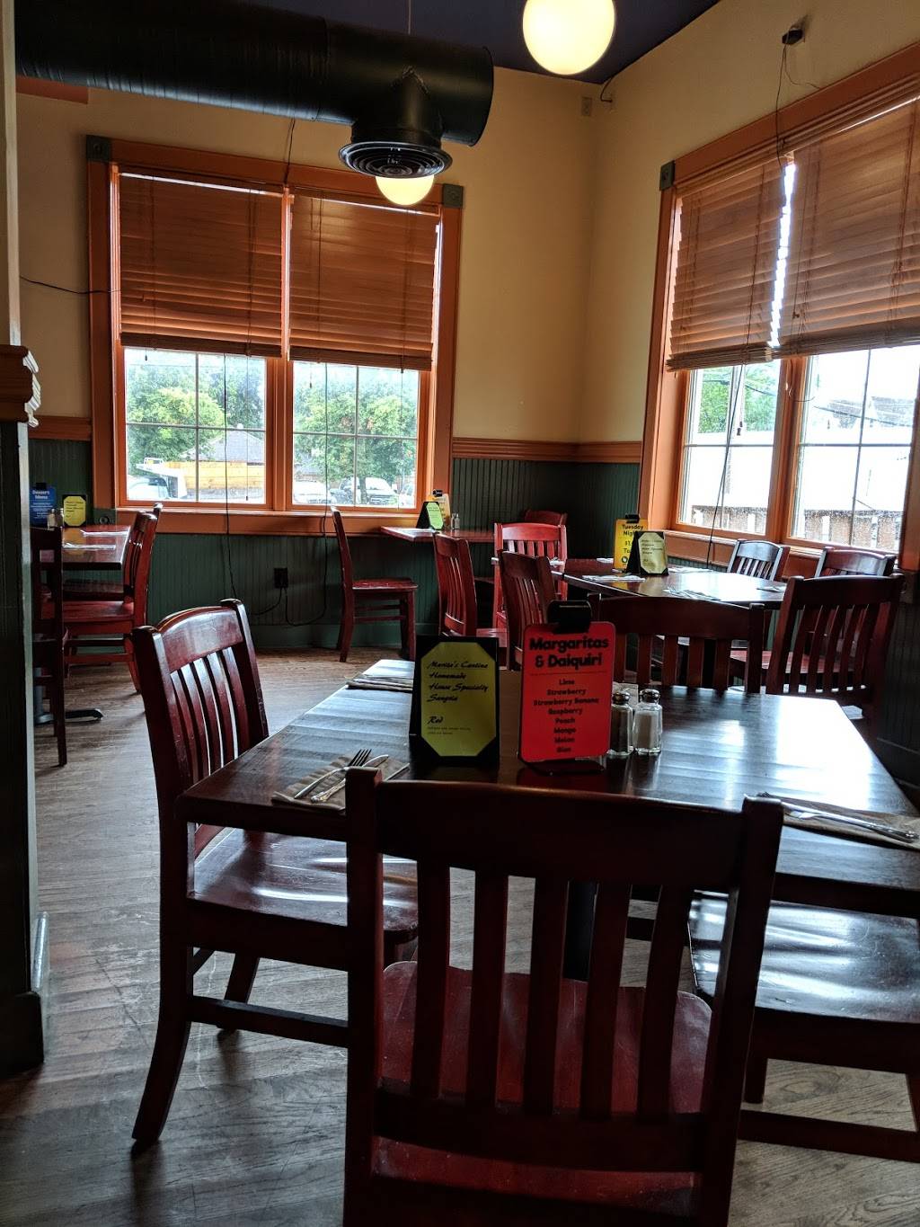 Maritas Cantina | restaurant | 745 Main St #103, Stroudsburg, PA 18360, USA | 5704248355 OR +1 570-424-8355