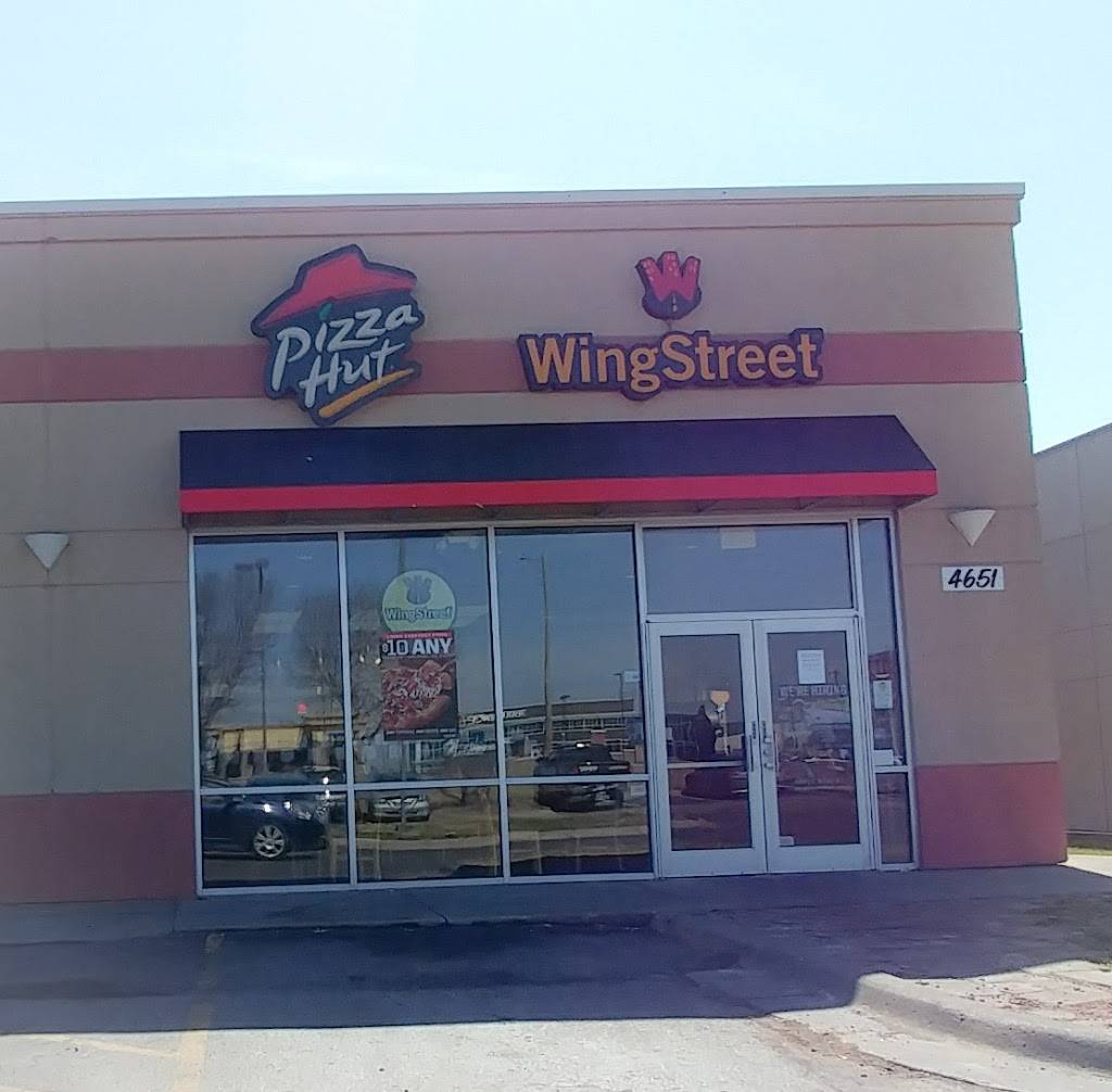 Pizza Hut | meal takeaway | 4651 W 6th St, Lawrence, KS 66049, USA | 7858432211 OR +1 785-843-2211