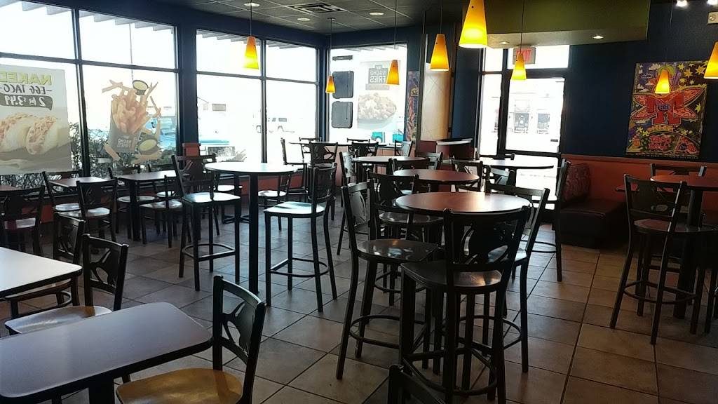 Taco Bell | meal takeaway | 620 W 7th St, Augusta, KS 67010, USA | 3167750400 OR +1 316-775-0400