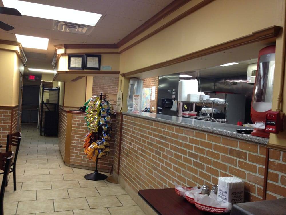 Brunos Pizza | restaurant | 430 W St Rd, Feasterville-Trevose, PA 19053, USA | 2153229979 OR +1 215-322-9979