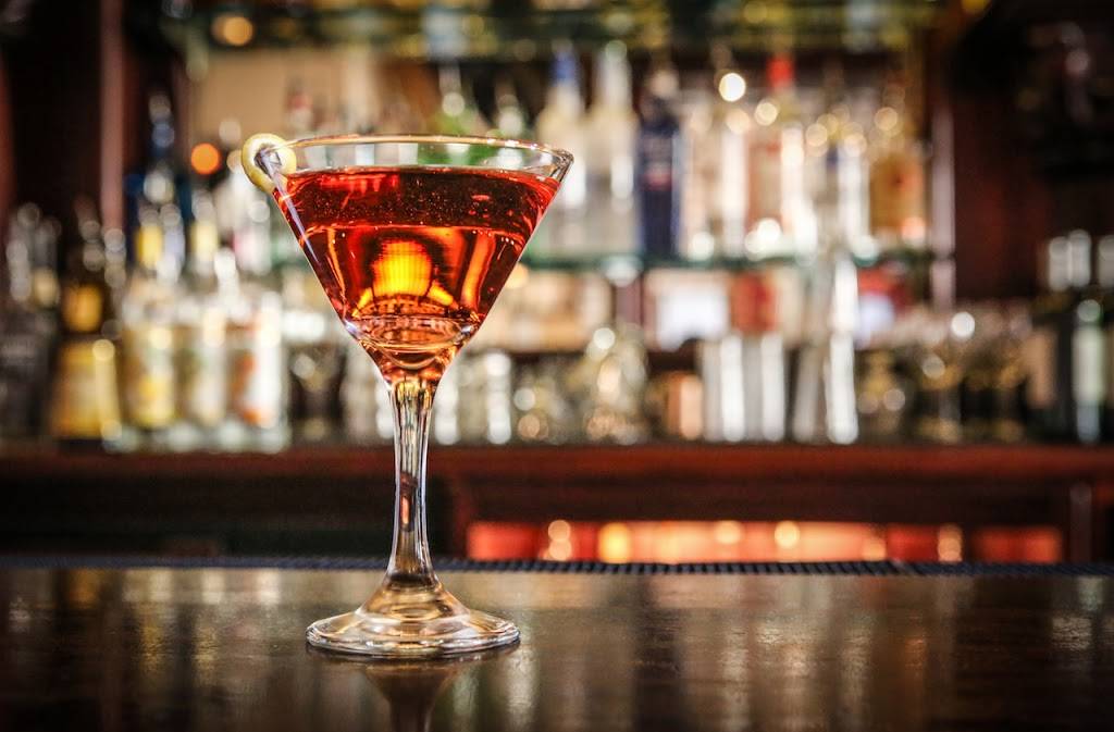 Friar Tucks Restaurant & Bar | restaurant | 111 N Pine St, Nevada City, CA 95959, USA | 5302659093 OR +1 530-265-9093