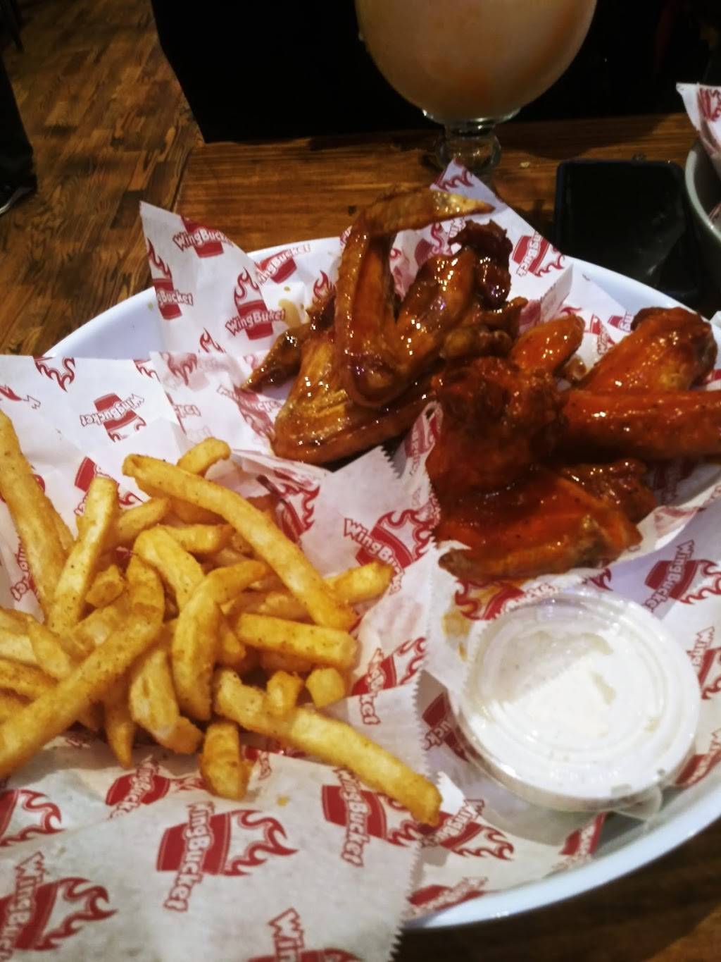 Wing Bucket Deep Ellum | restaurant | 2642 Elm St, Dallas, TX 75226, USA | 4696202190 OR +1 469-620-2190