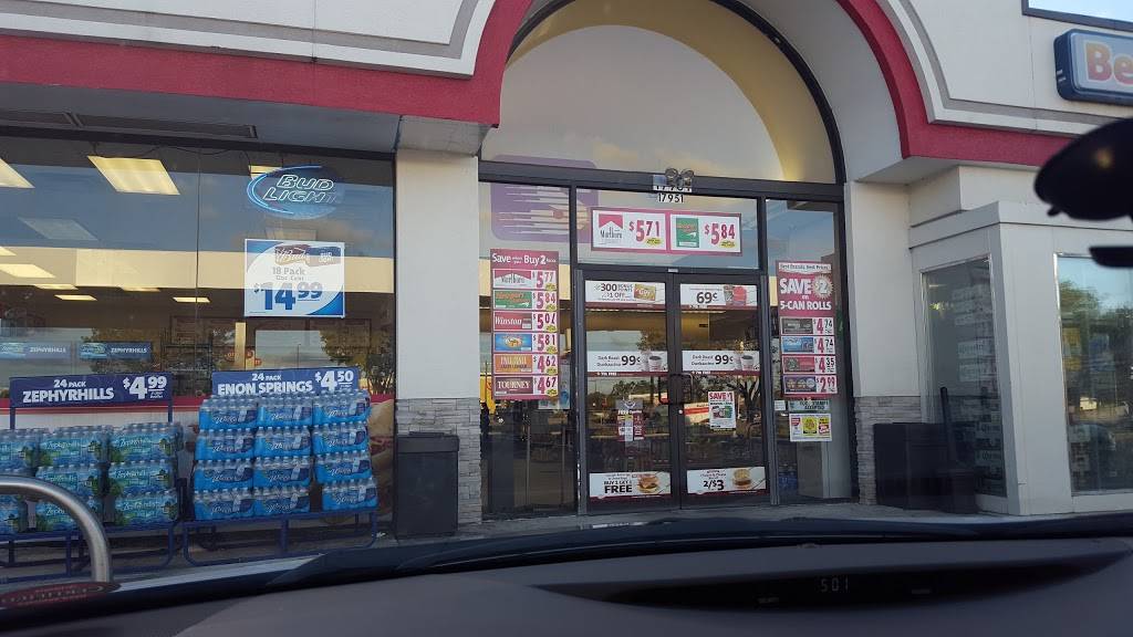 Dunkin | bakery | 17951 N Tamiami Trail, North Fort Myers, FL 33903, USA | 2395438148 OR +1 239-543-8148