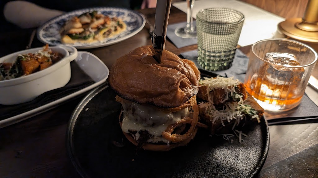 Heirloom | restaurant | 1871 Fountain Dr Suite 300, Reston, VA 20190, USA | 7034812390 OR +1 703-481-2390