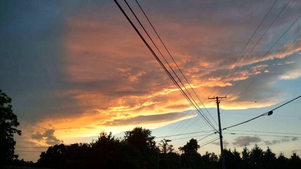 Tjs Corner Grill | restaurant | 3600 Sykesville Rd, Westminster, MD 21157, USA | 4105526400 OR +1 410-552-6400