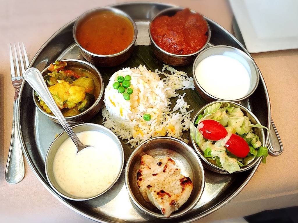 Aangan | restaurant | 2701 Broadway, New York, NY 10025, USA | 2122804100 OR +1 212-280-4100