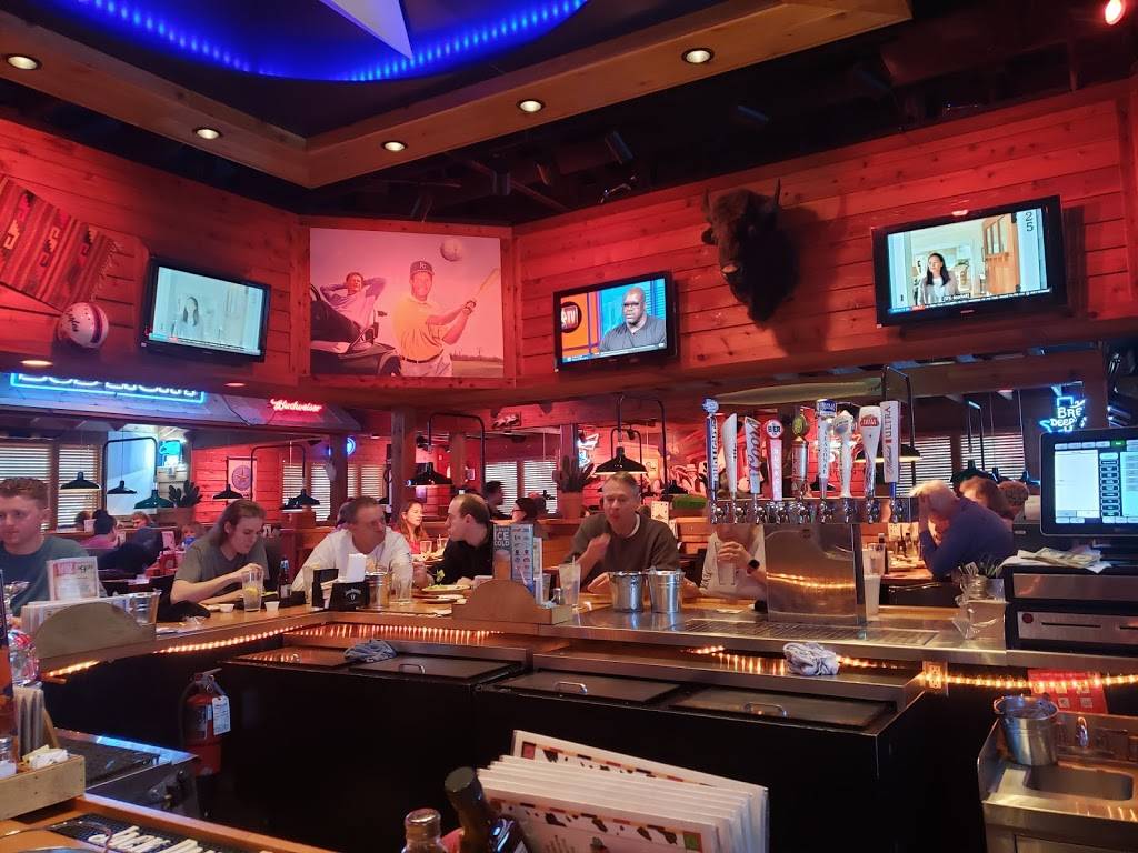 Texas Roadhouse | restaurant | 11973 S Strang Line Rd, Olathe, KS 66062, USA | 9133978222 OR +1 913-397-8222