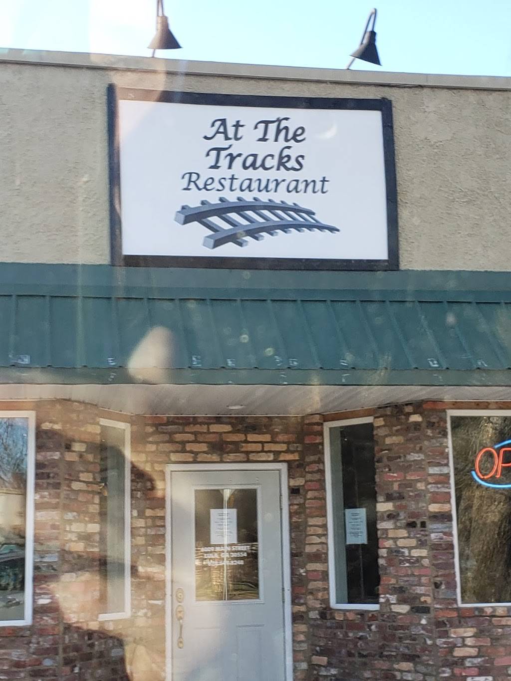 At The Tracks | restaurant | 6009 Main St, Lula, GA 30554, USA | 6786498248 OR +1 678-649-8248