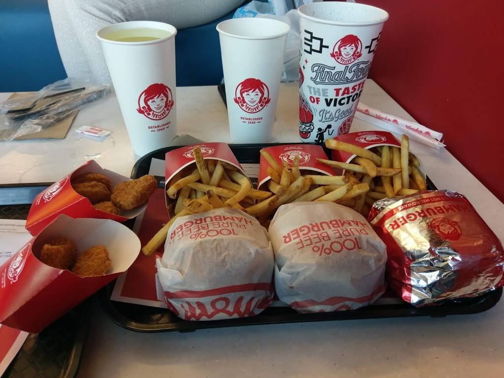 Wendys | restaurant | 3271 Vineland Rd, Kissimmee, FL 34746, USA | 3216668271 OR +1 321-666-8271