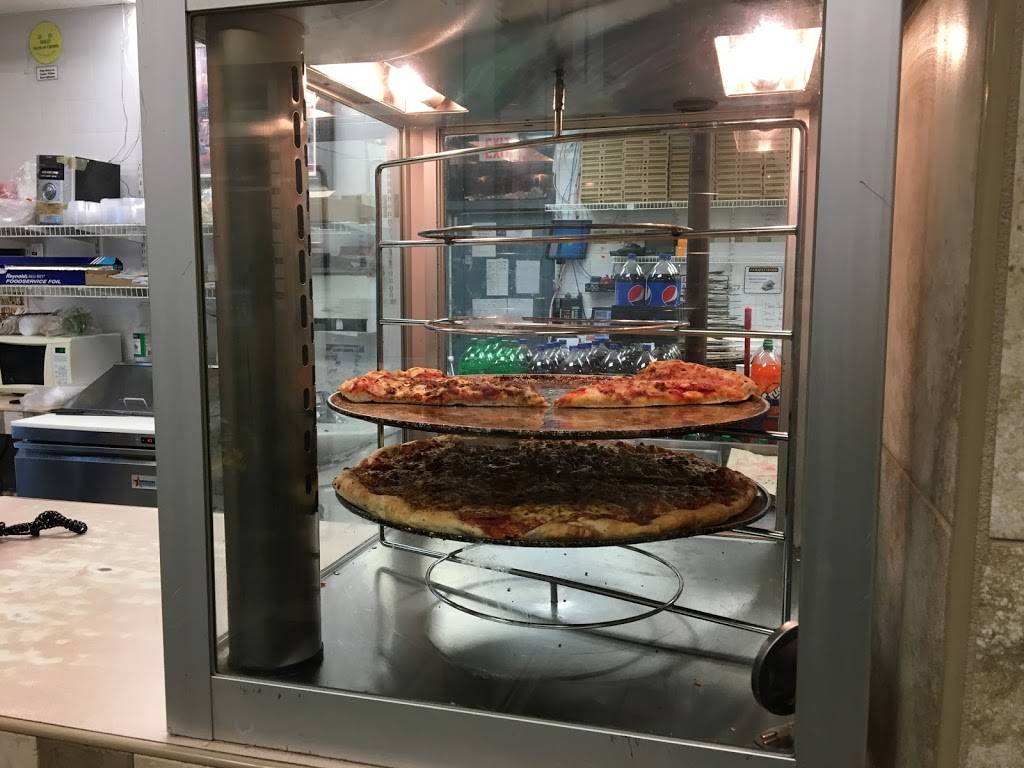 Godfathers Pizza - Norwich | restaurant | 2 Stover St S, Norwich, ON N0J 1P1, Canada | 5198636555 OR +1 519-863-6555