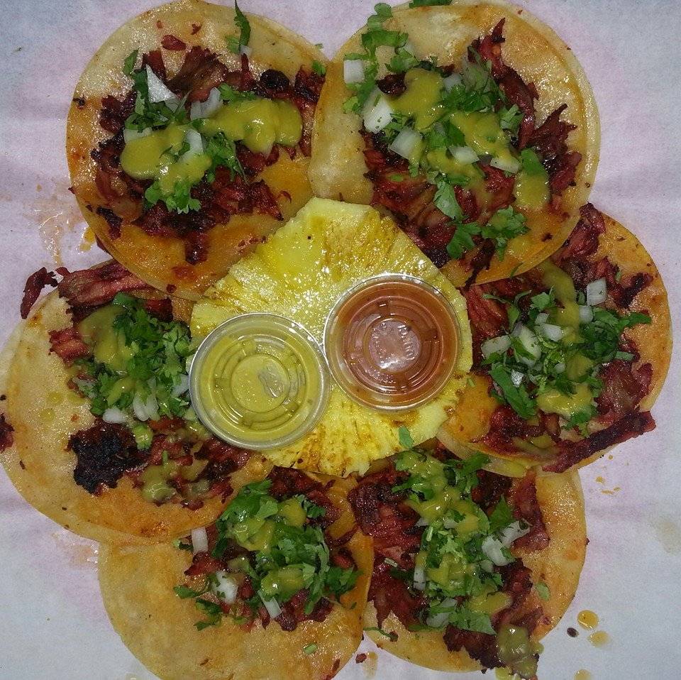 Star Food & Deli | restaurant | 8098 S Great Trinity Forest Way, Dallas, TX 75217, USA | 2143910416 OR +1 214-391-0416