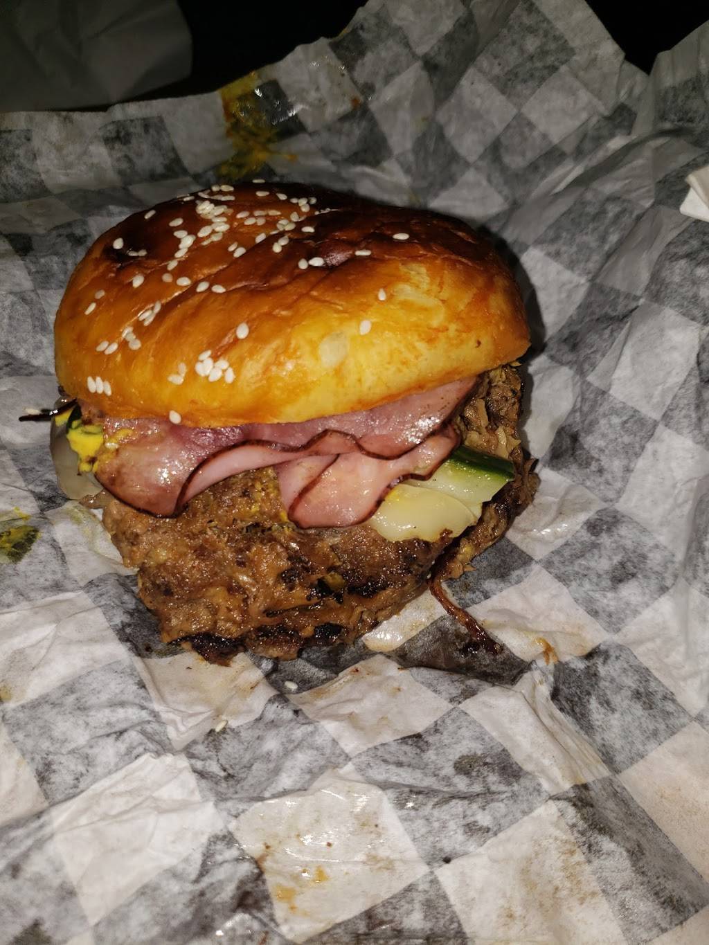 Buddha Burger | restaurant | 929 E Michigan Ave, Paw Paw, MI 49079, USA | 2694150089 OR +1 269-415-0089