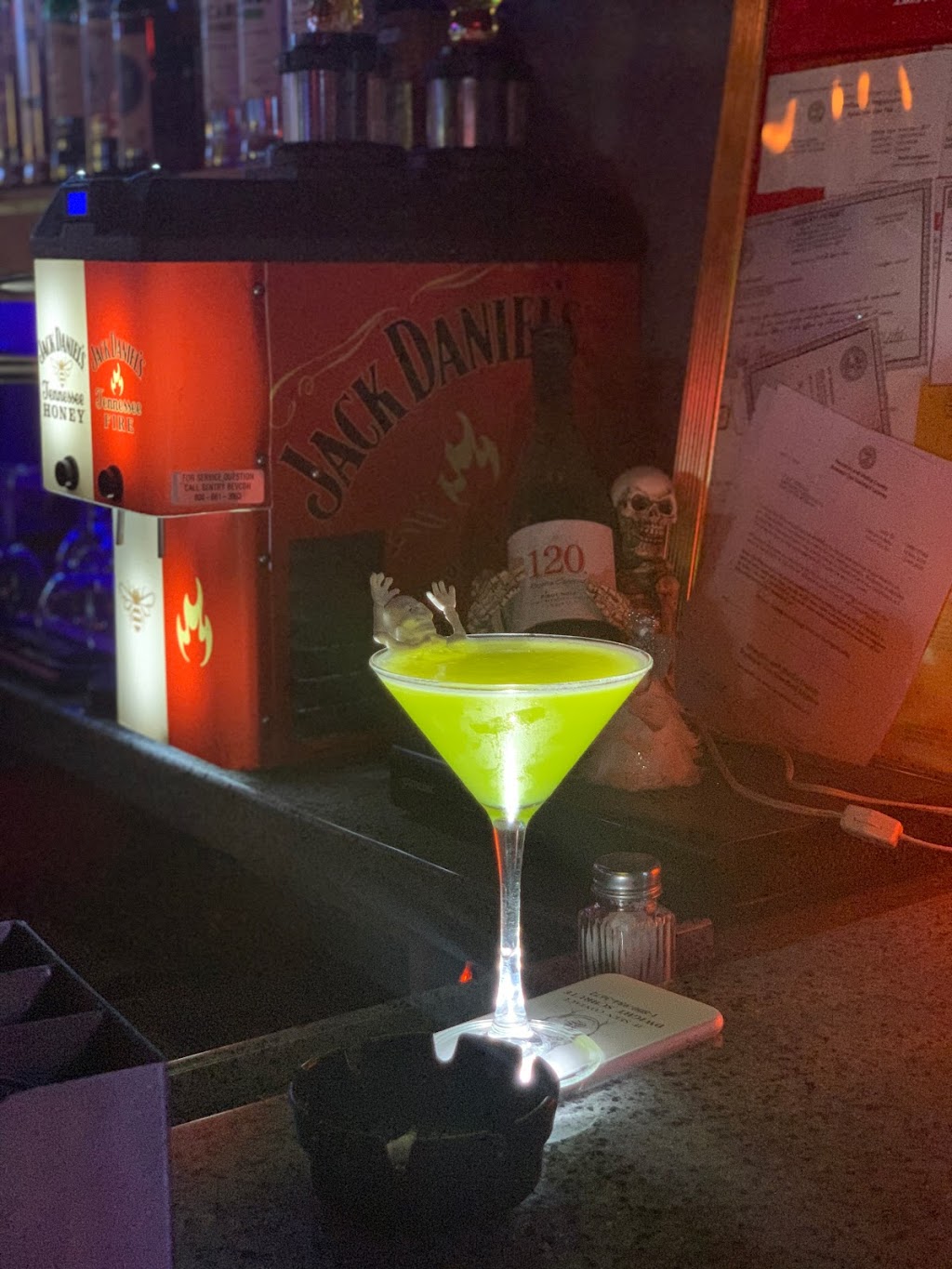 Stage 64 Lounge | restaurant | 7041 Stage Rd Suite 107, Memphis, TN 38133, USA | 9019371911 OR +1 901-937-1911