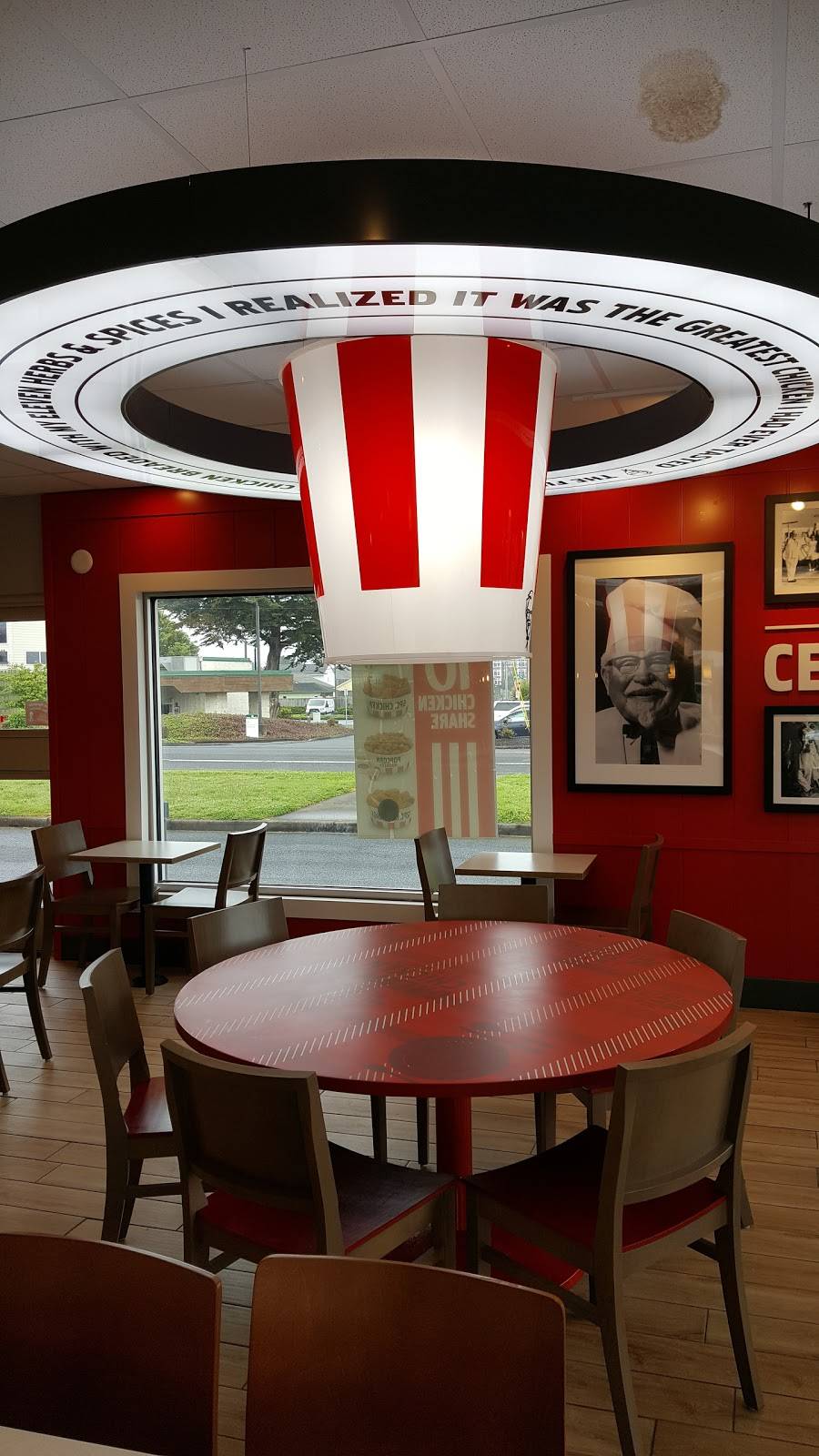 KFC | restaurant | 601 S Roosevelt Dr, Seaside, OR 97138, USA | 5037388321 OR +1 503-738-8321