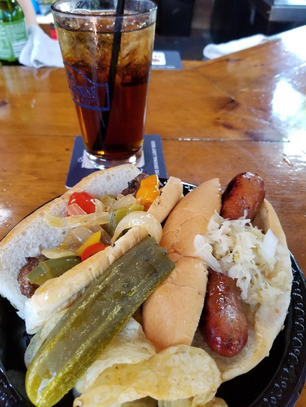 Wheel House | restaurant | E1209 County Q, Waupaca, WI 54981, USA | 7152588289 OR +1 715-258-8289