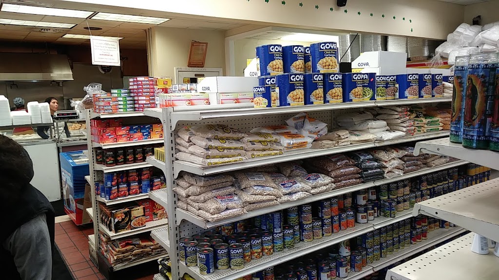 Alves Grocery | meal takeaway | 274 N Main St, Brockton, MA 02301, USA | 5085867595 OR +1 508-586-7595