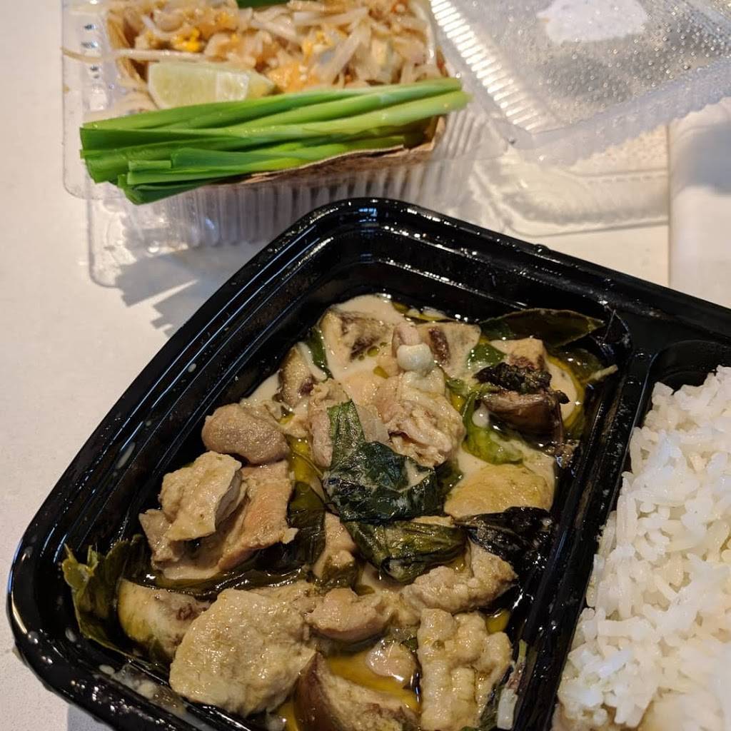 Nantana Thai Food & Desserts | restaurant | 707 Dundas St W, Toronto, ON M5T 2W6, Canada | 6475260008 OR +1 647-526-0008