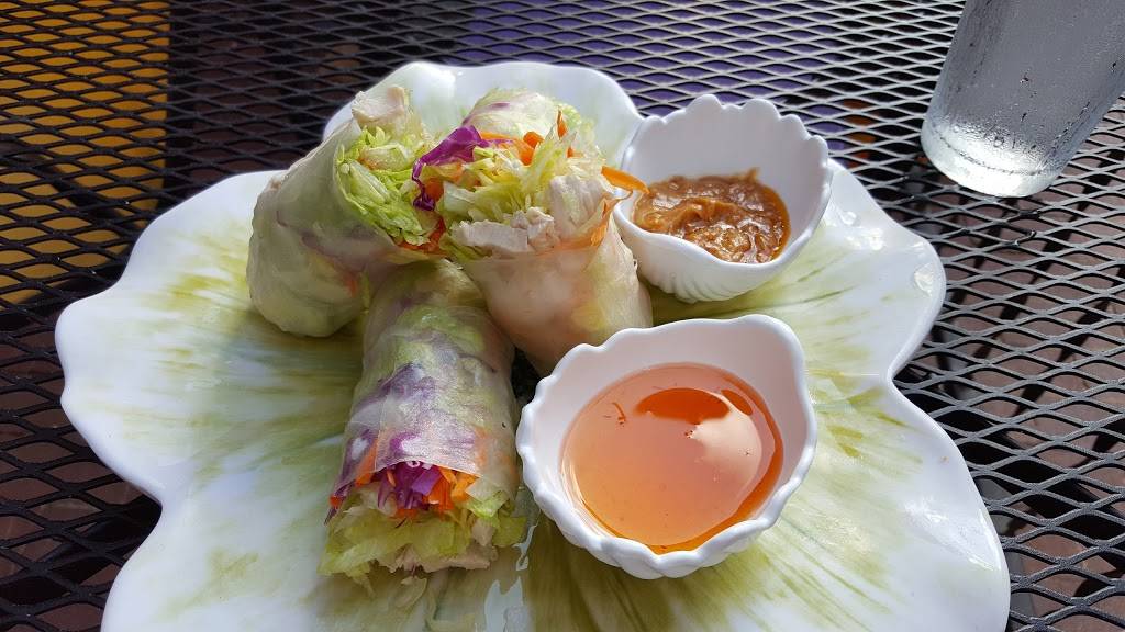Thai Paradise | restaurant | 137 W Market St, Indianapolis, IN 46204, USA | 3178228382 OR +1 317-822-8382