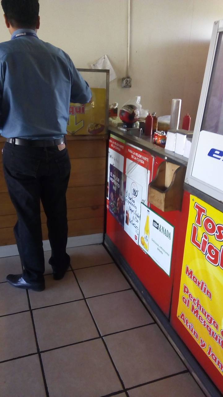 Tortas Génesis | restaurant | Calle Pacifico 8451-3, Parque Industrial Pacifico III, 22643 Tijuana, B.C., Mexico | 016646260409 OR +52 664 626 0409