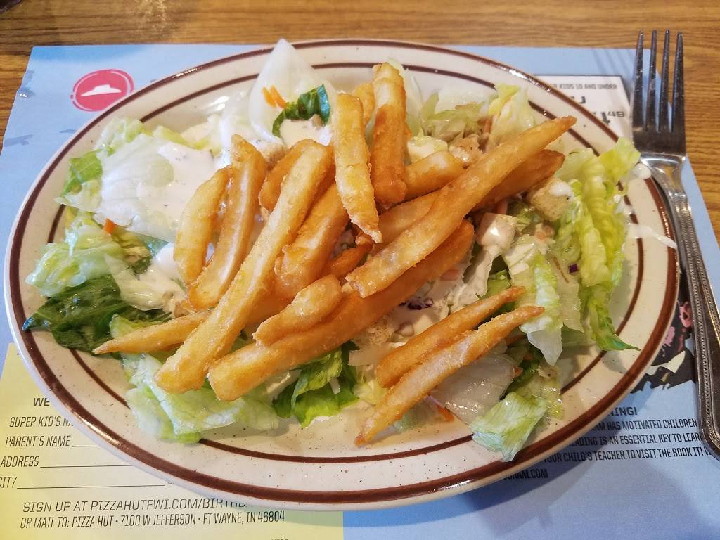 Pizza Hut | restaurant | 825 Westfield Rd, Noblesville, IN 46060, USA | 3177738900 OR +1 317-773-8900