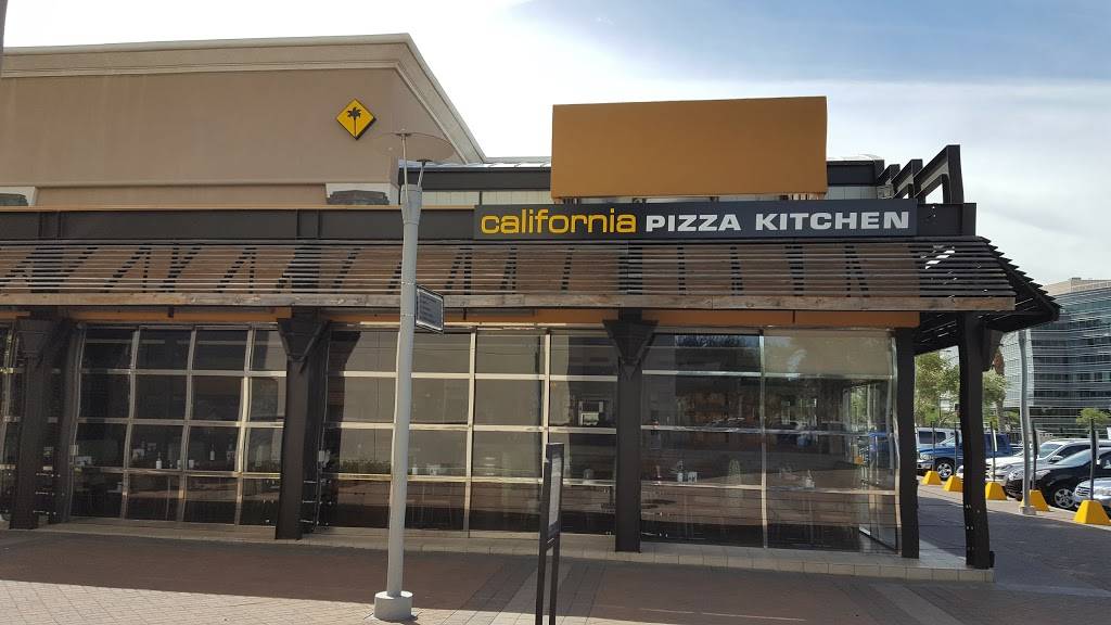 California Pizza Kitchen at Biltmore | restaurant | 2400 E Camelback Rd #112, Phoenix, AZ 85016, USA | 6025538382 OR +1 602-553-8382