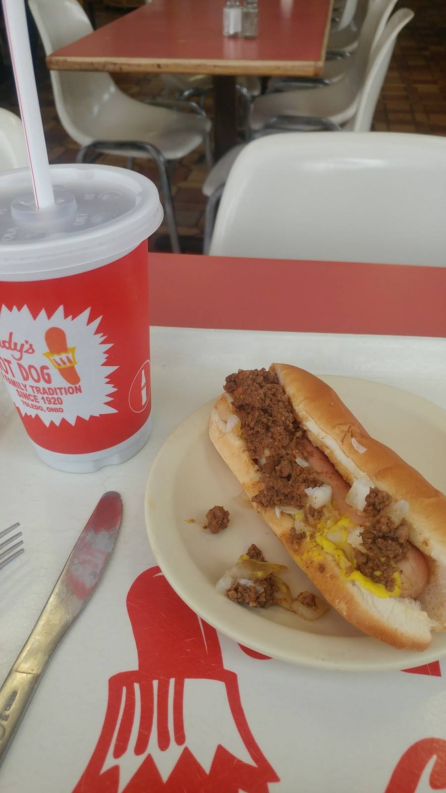 Rudys Hot Dog | restaurant | 4748 Monroe St, Toledo, OH 43623, USA | 4194724813 OR +1 419-472-4813
