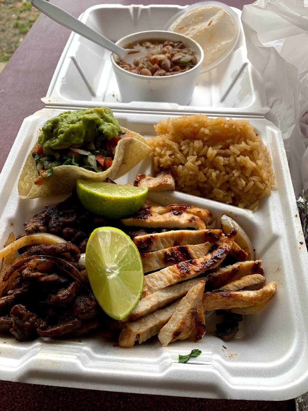 Maytes Mexican Restaurant | restaurant | 16069 US-84, Logansport, LA 71049, USA | 3189065066 OR +1 318-906-5066