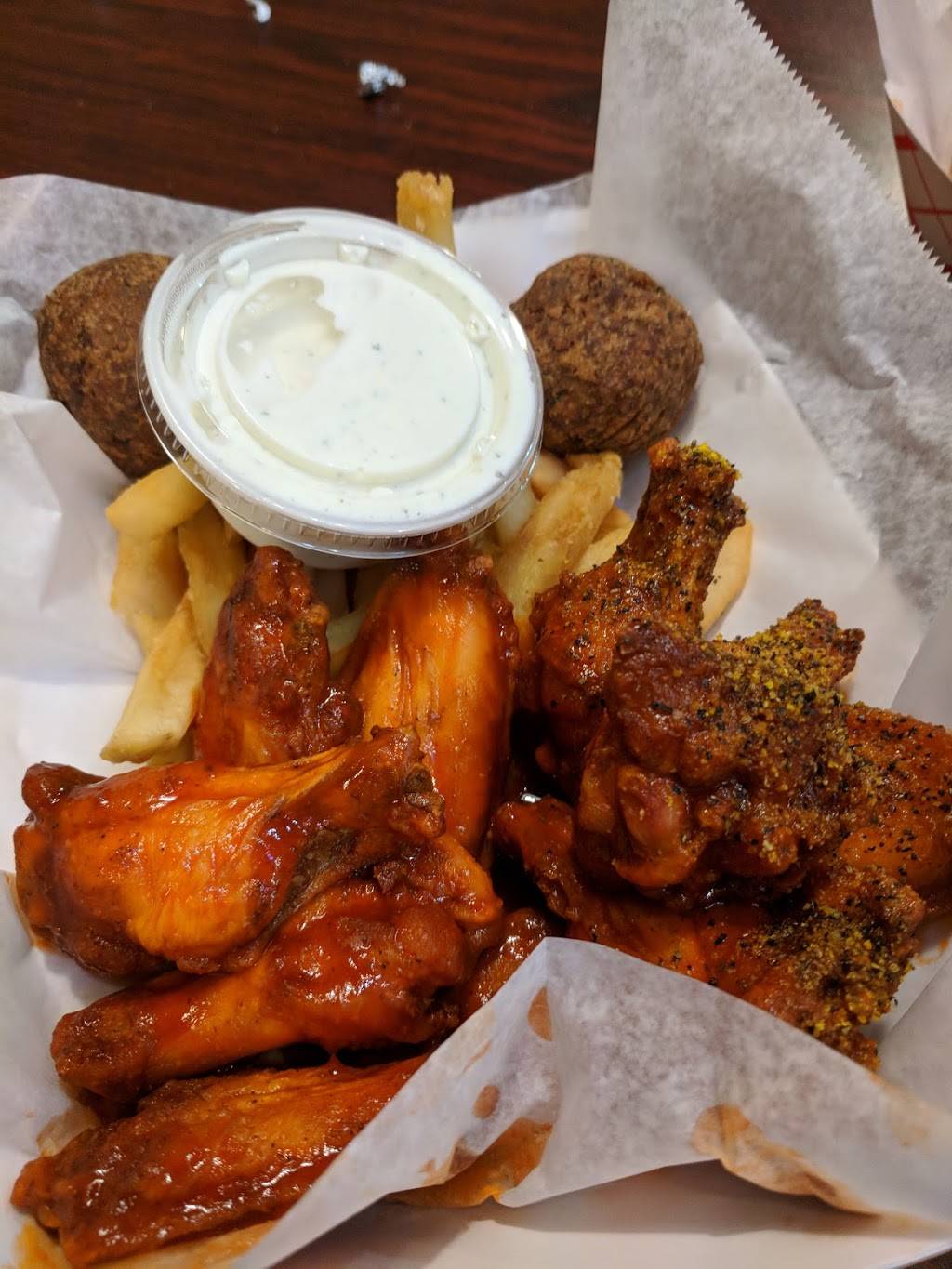 Bonfire Wings Restaurant | restaurant | 13030 Woodforest Blvd, Houston, TX 77015, USA | 7134516656 OR +1 713-451-6656