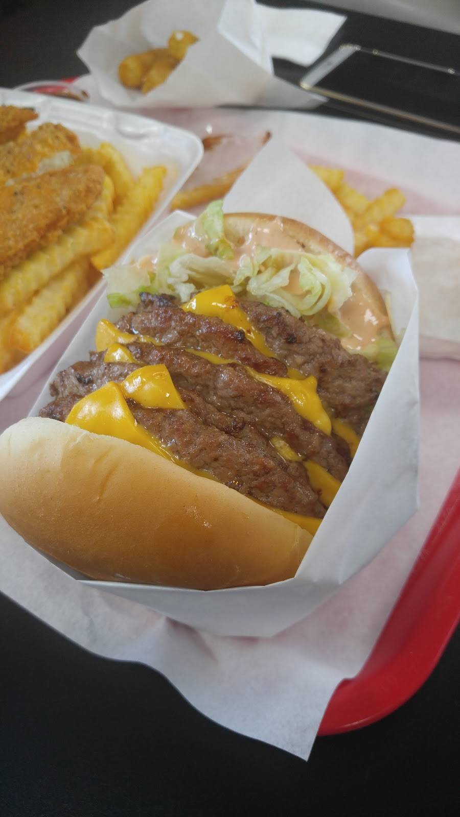 Red Onion | restaurant | 16966 Rd 26, Madera, CA 93638, USA | 5596648026 OR +1 559-664-8026