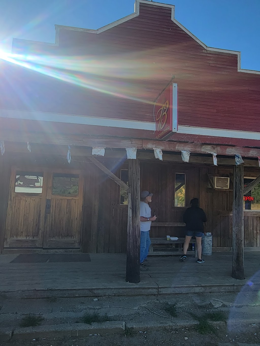 Fast Eddies | restaurant | Main St, Morristown, SD 57645, USA | 6055249633 OR +1 605-524-9633