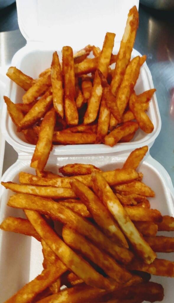 Big Myrts Wings and Things | restaurant | 6525 Memphis Arlington Rd #103, Memphis, TN 38135, USA | 9012498541 OR +1 901-249-8541