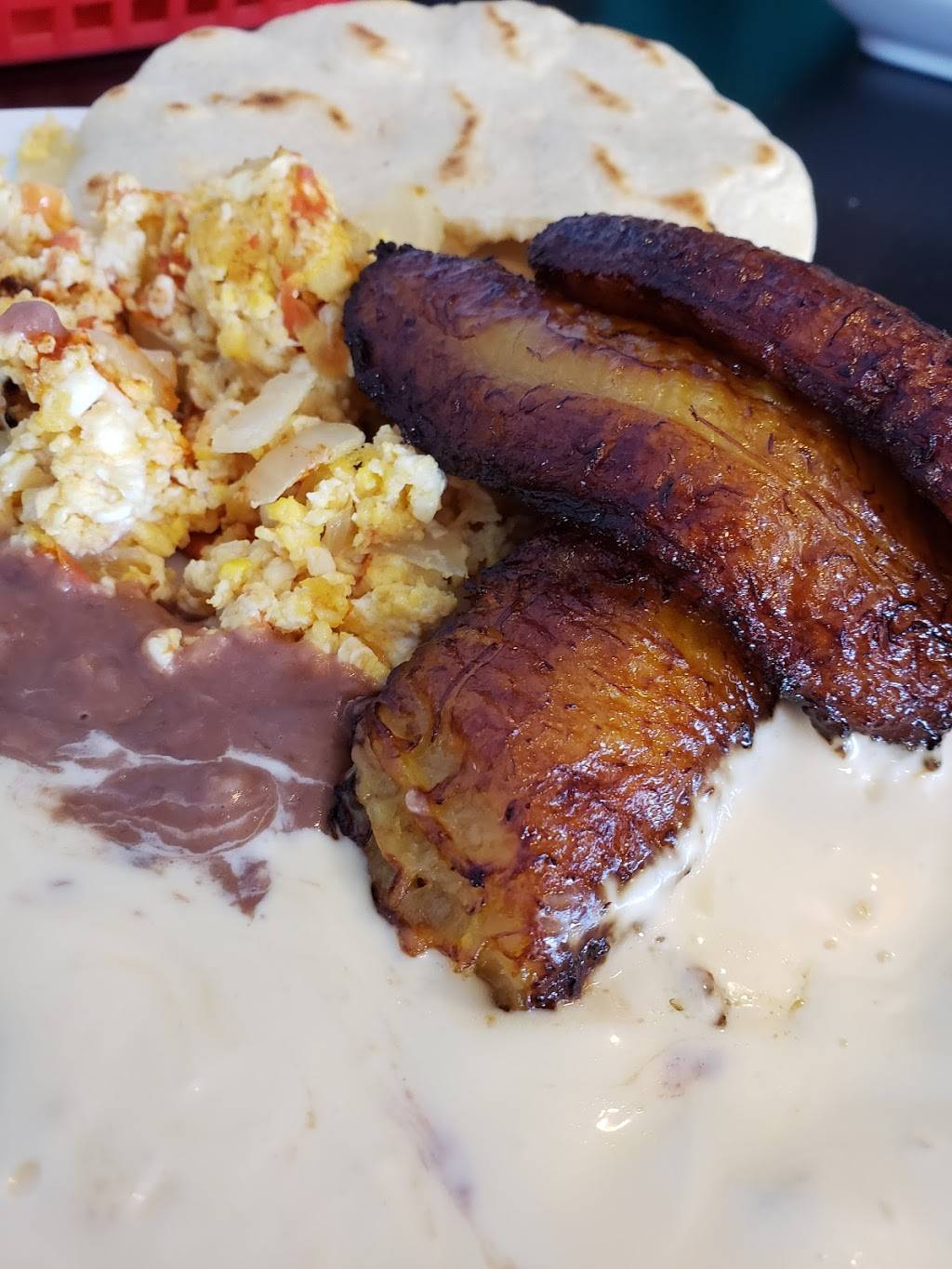 Viva El Savador | restaurant | 4946 E Tropicana Ave, Las Vegas, NV 89121, USA | 7025471366 OR +1 702-547-1366