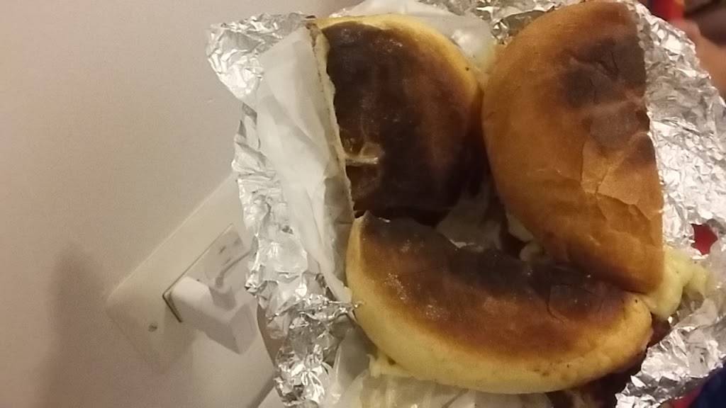 Palacio De Las Empanadas | restaurant | 4219 College Point Blvd, Flushing, NY 11355, USA | 7186611080 OR +1 718-661-1080