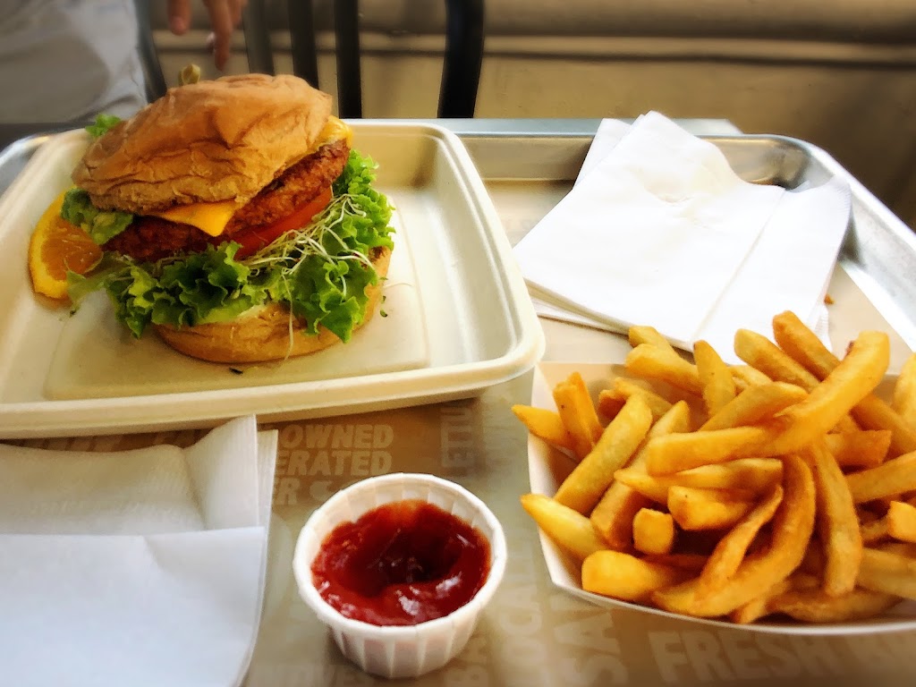The Habit Burger Grill | restaurant | 628 State St, Santa Barbara, CA 93101, USA | 8058925400 OR +1 805-892-5400