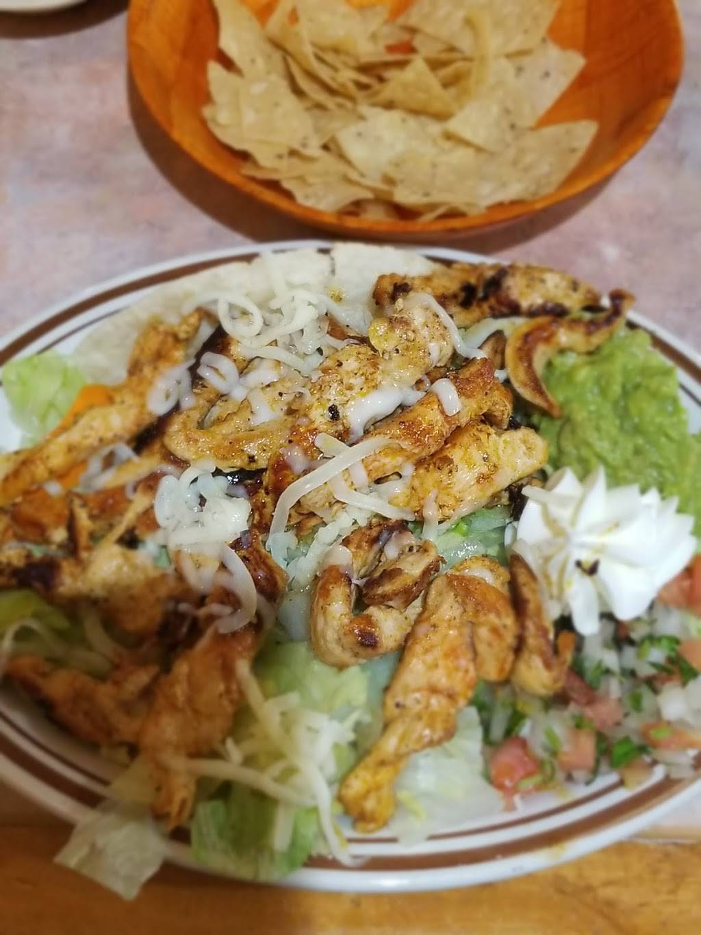 Los Panchos | restaurant | 2309 Brundage Ln, Bakersfield, CA 93304, USA | 6617481790 OR +1 661-748-1790