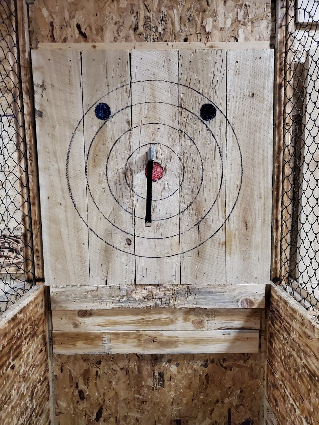 Tomahawks Axe Throwing | restaurant | 815 O St, Lincoln, NE 68508, USA | 4027824270 OR +1 402-782-4270