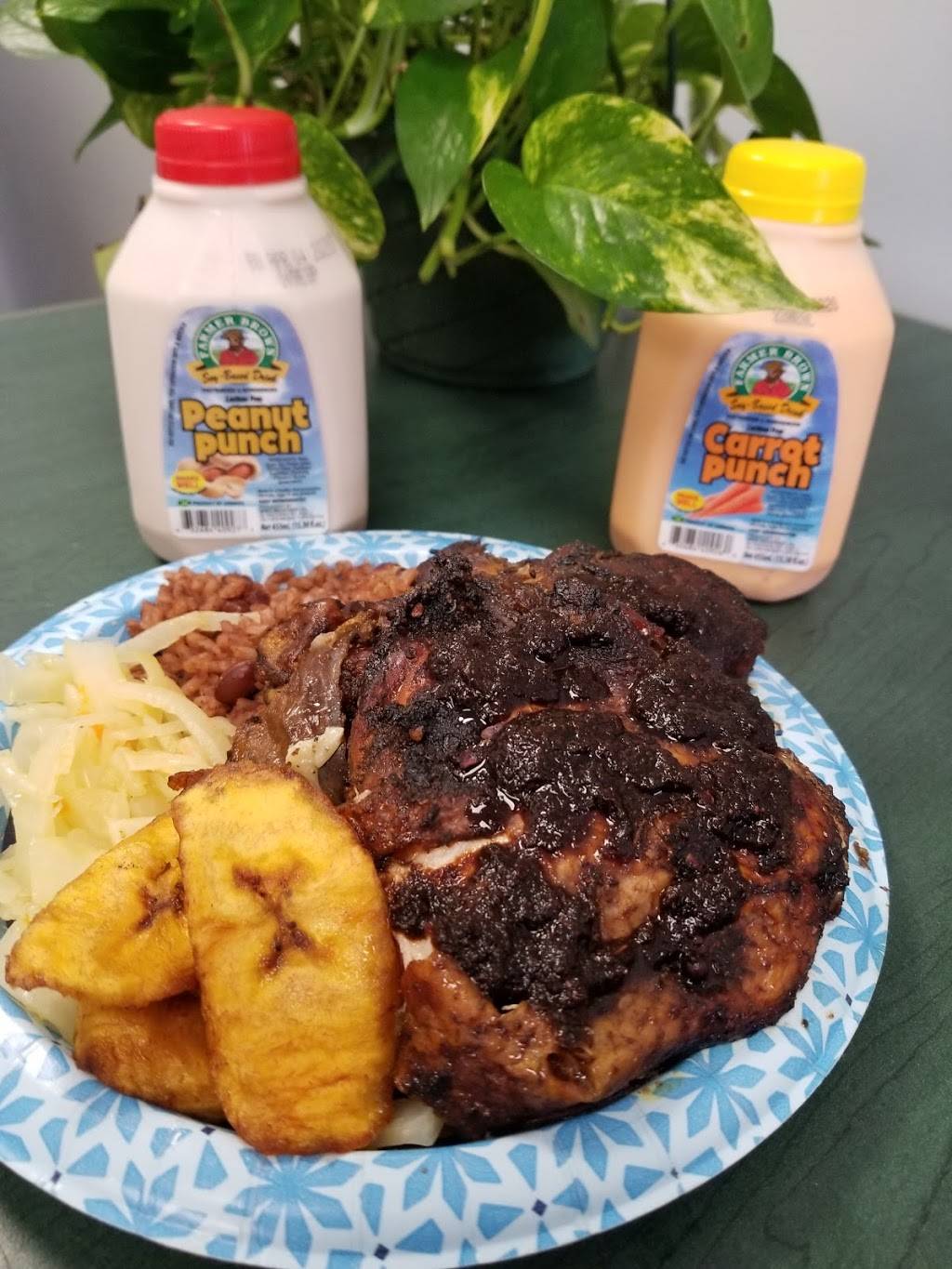 Jackees Jamaican Cafe | restaurant | 16 Middle Country Rd Unit 7, Coram, NY 11727, USA | 6318461977 OR +1 631-846-1977