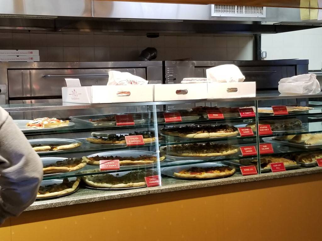 Phils Pizzeria & Restaurant | restaurant | 820 Hicksville Rd, North Massapequa, NY 11758, USA | 5167995244 OR +1 516-799-5244