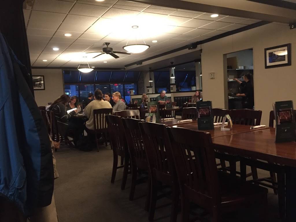 Green Mill Restaurant & Bar | restaurant | 2410 Gateway Ct, Hudson, WI 54016, USA | 7153869900 OR +1 715-386-9900