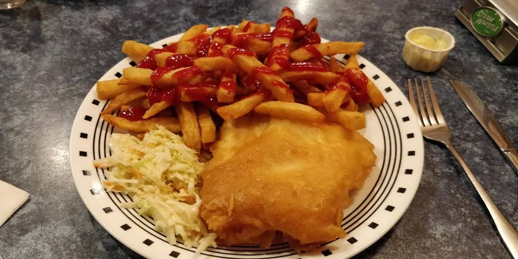 Kingsway Fish & Chips | restaurant | 3060 Bloor St W, Etobicoke, ON M8X 1C4, Canada | 4162333355 OR +1 416-233-3355