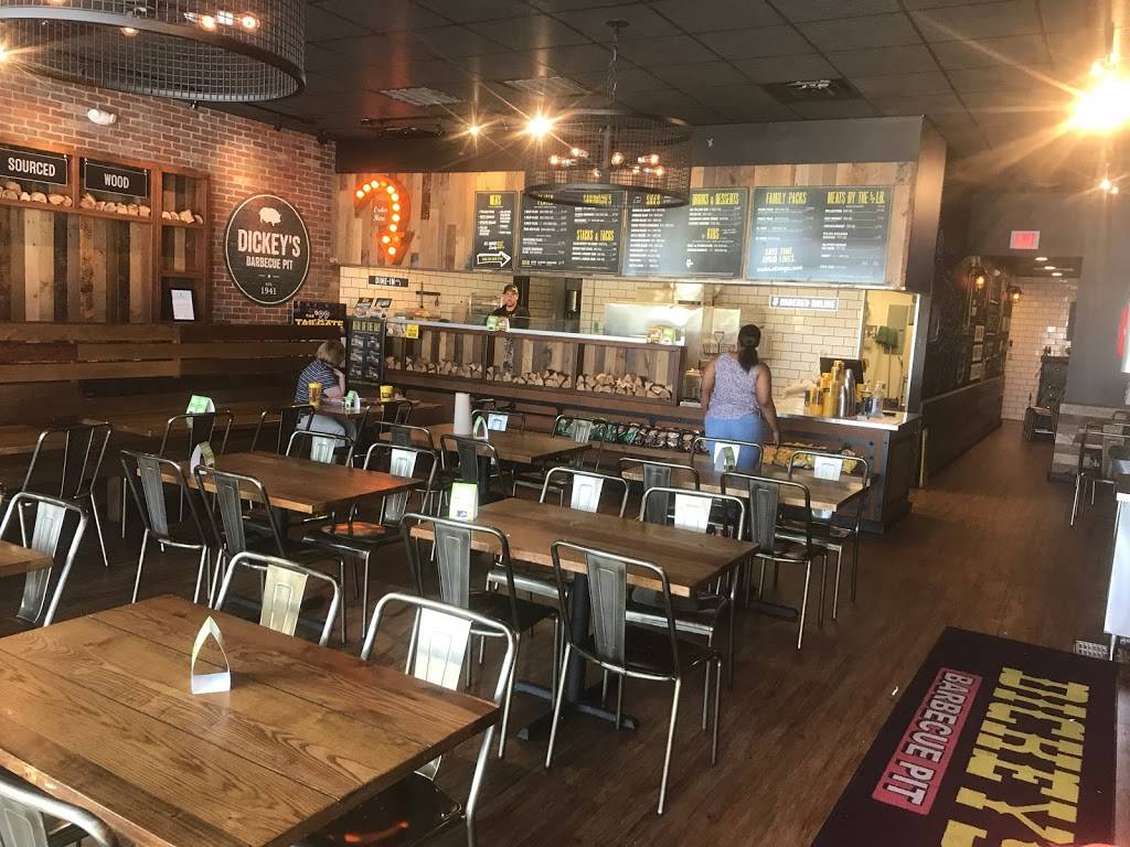 Dickeys Barbecue Pit | restaurant | 7451 Youree Dr # 28, Shreveport, LA 71105, USA | 3182176070 OR +1 318-217-6070